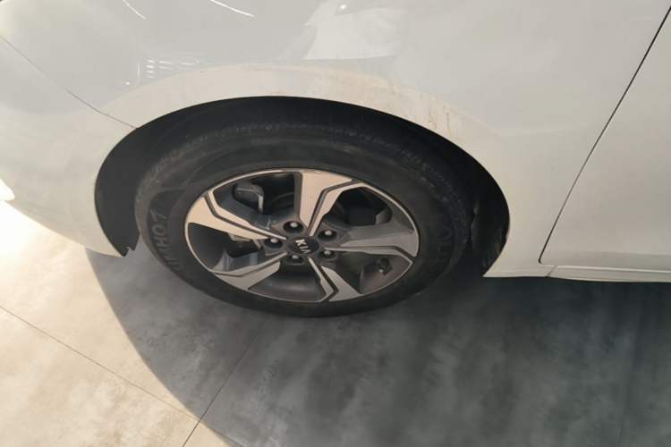 Used Kia K3 2019 1.5L CVT New Sharp Edition Left Front Wheel Hub