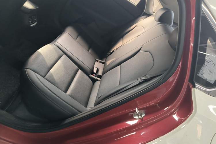 Used Kia K3 2019 1.5L CVT New Sharp Edition Left Rear Seat