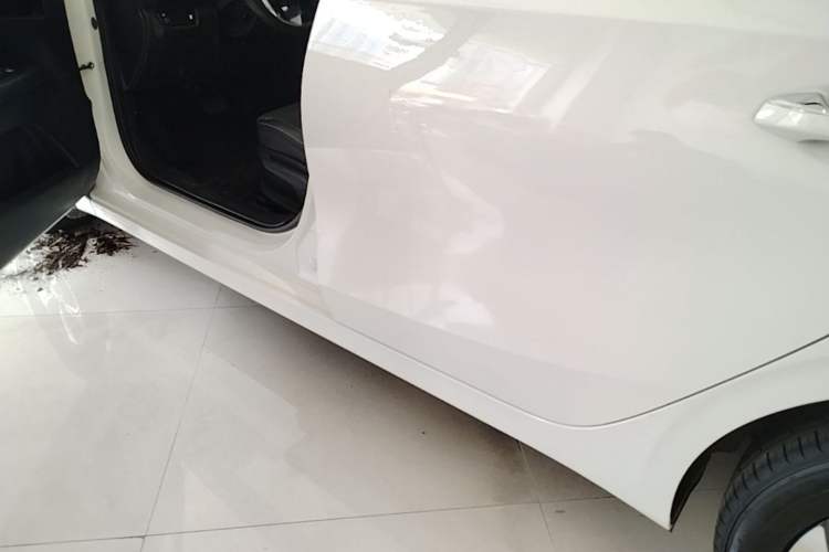 Used Kia K3 2019 1.5L CVT Smart Connectivity Version Left Side Sill