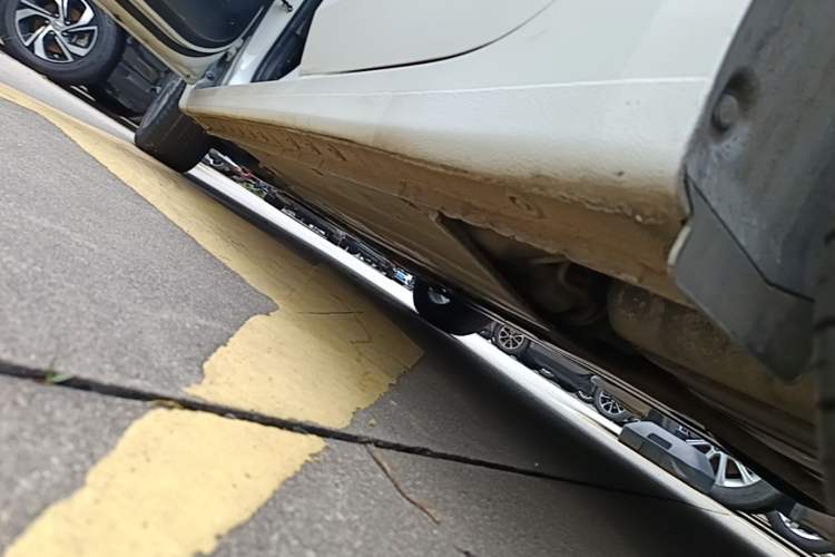 Used Kia K3 2019 1.5L CVT Smart Connectivity Version Left Side Sill