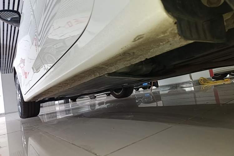 Used Kia K3 2019 1.5L CVT New Sharp Edition Left Side Sill