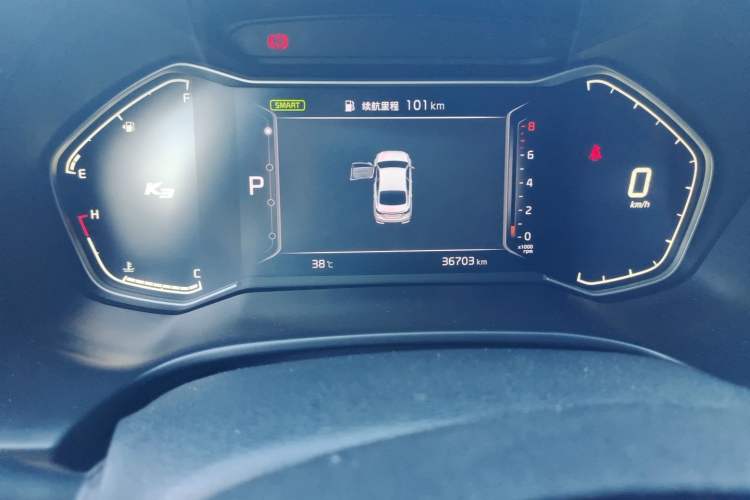 Used Kia K3 2019 1.5L CVT Smart Connectivity Version Odometer Close Up