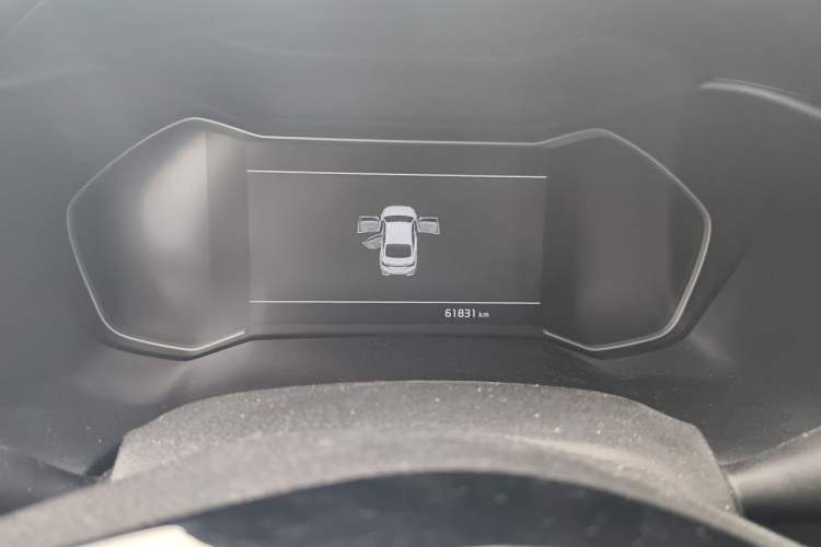 Used Kia K3 2019 1.5L CVT Smart Connectivity Version Odometer Close Up