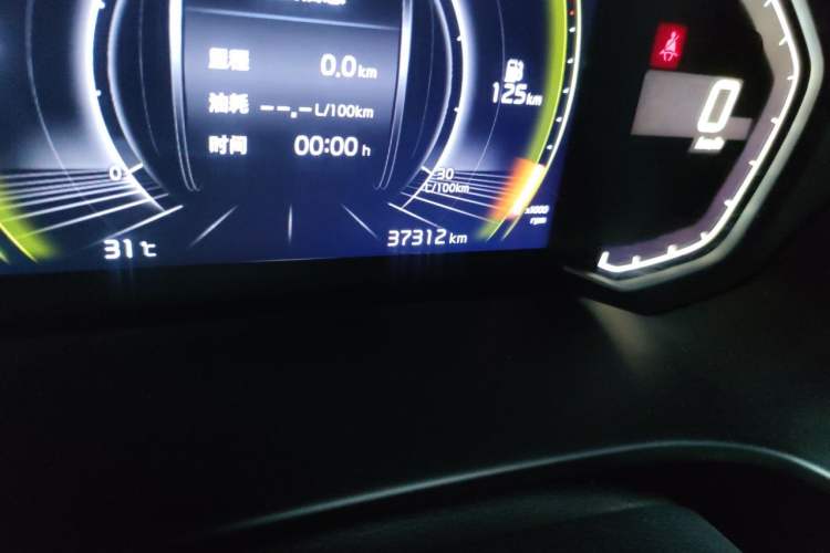 Used Kia K3 2019 1.5L CVT Smart Connectivity Version Odometer Close Up
