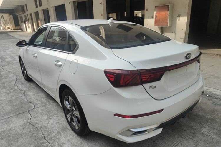 Used Kia K3 2019 1.5L CVT Smart Connectivity Version Rear Left 45 Deg