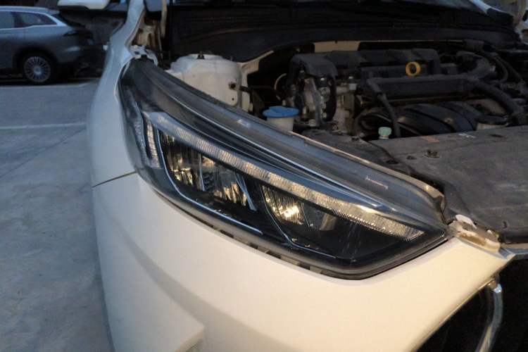 Used Kia K3 2019 1.5L CVT Smart Connectivity Version Right Front Headlight