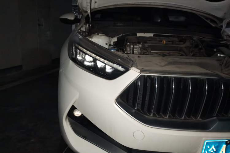 Used Kia K3 2019 1.5L CVT Smart Connectivity Version Right Front Headlight