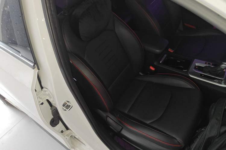 Used Kia K3 2019 1.4T DCT GT-Line Smart Enjoyment Sport Edition Right Front Seat