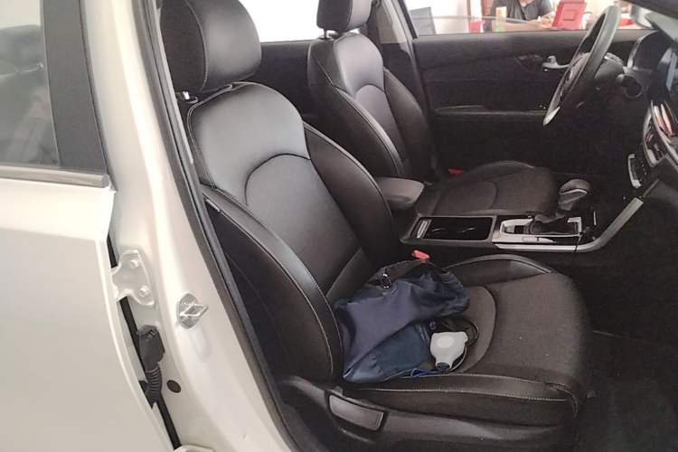 Used Kia K3 2019 1.5L CVT Smart Connectivity Version Right Front Seat