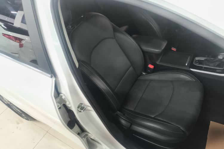 Used Kia K3 2019 1.5L CVT Smart Connectivity Version Right Front Seat