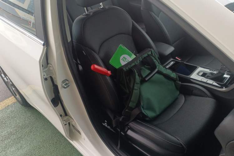 Used Kia K3 2019 1.5L CVT Smart Connectivity Version Right Front Seat