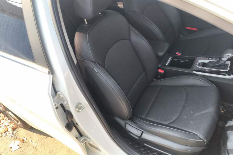 Used Kia K3 2019 1.5L CVT Smart Connectivity Version Right Front Seat