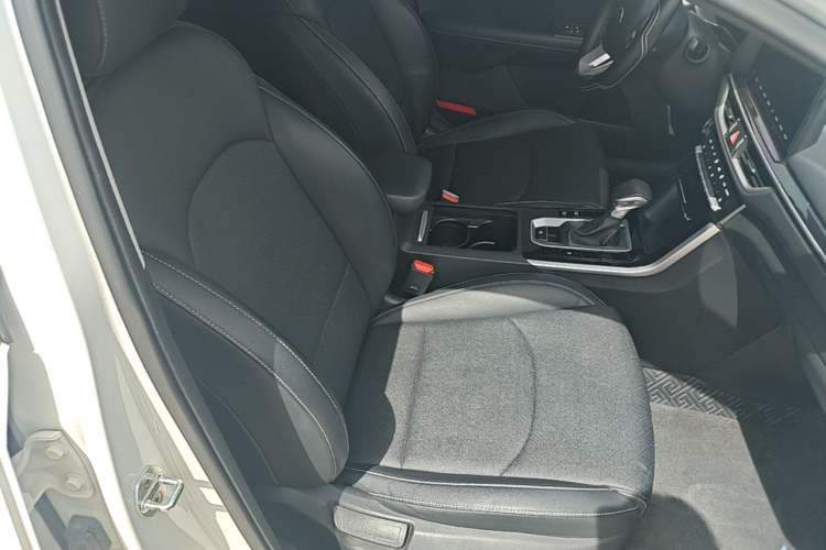Used Kia K3 2019 1.5L CVT New Sharp Edition Right Front Seat