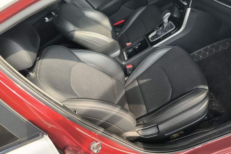 Used Kia K3 2019 1.5L CVT New Sharp Edition Right Front Seat