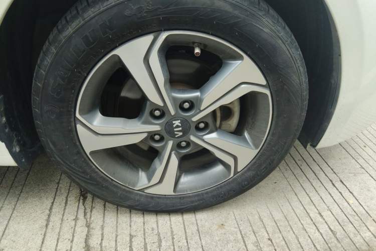 Used Kia K3 2019 1.5L CVT Smart Connectivity Version Right Front Wheel Hub