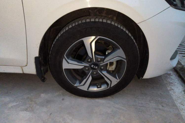 Used Kia K3 2019 1.5L CVT Smart Connectivity Version Right Front Wheel Hub