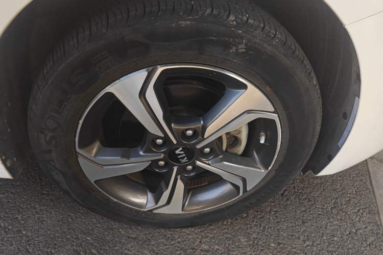 Used Kia K3 2019 1.5L CVT Smart Connectivity Version Right Front Wheel Hub