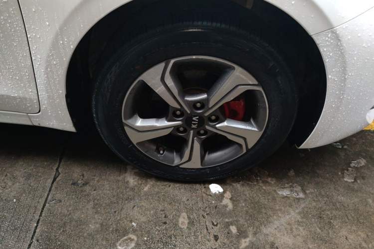 Used Kia K3 2019 1.5L CVT Smart Connectivity Version Right Front Wheel Hub