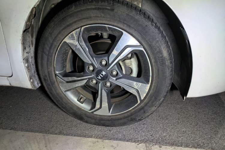 Used Kia K3 2019 1.5L CVT Smart Connectivity Version Right Front Wheel Hub
