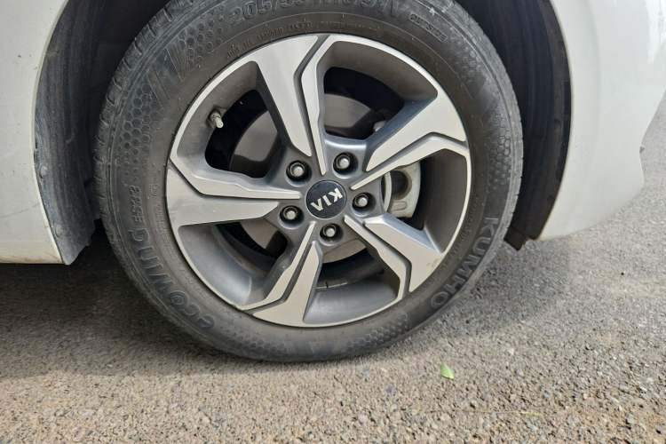 Used Kia K3 2019 1.5L CVT New Sharp Edition Right Front Wheel Hub