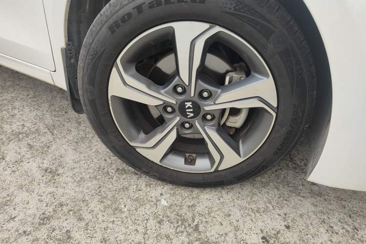 Used Kia K3 2019 1.5L CVT Smart Connectivity Version Right Front Wheel Hub