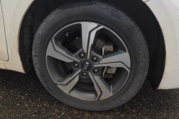Used Kia K3 2019 1.5L CVT Smart Connectivity Version Right Front Wheel Hub