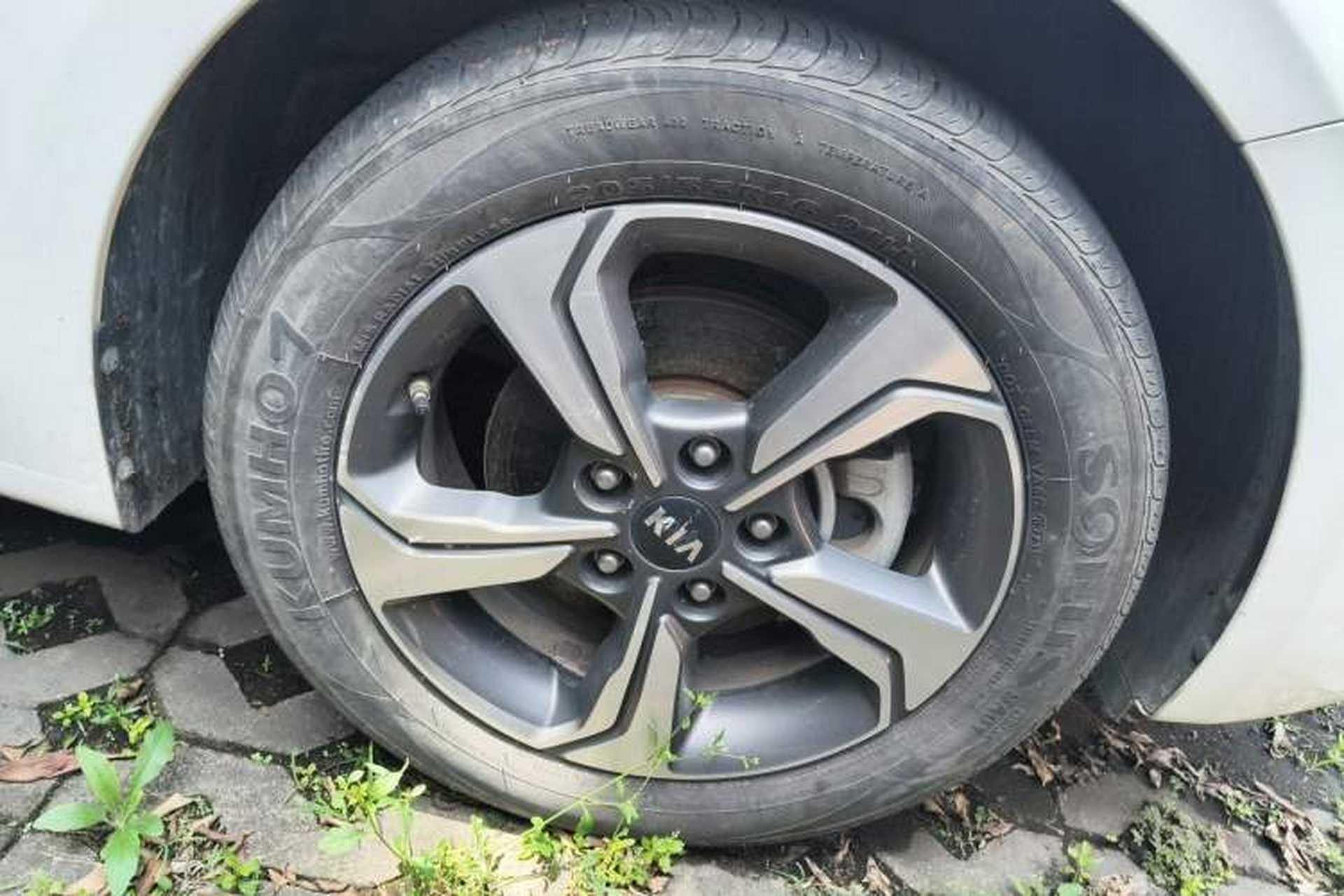 Used Kia K3 2019 1.5L CVT New Sharp Edition Right Front Wheel Hub