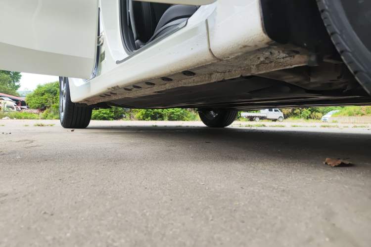 Used Kia K3 2019 1.5L CVT Smart Connectivity Version Right Side Sill