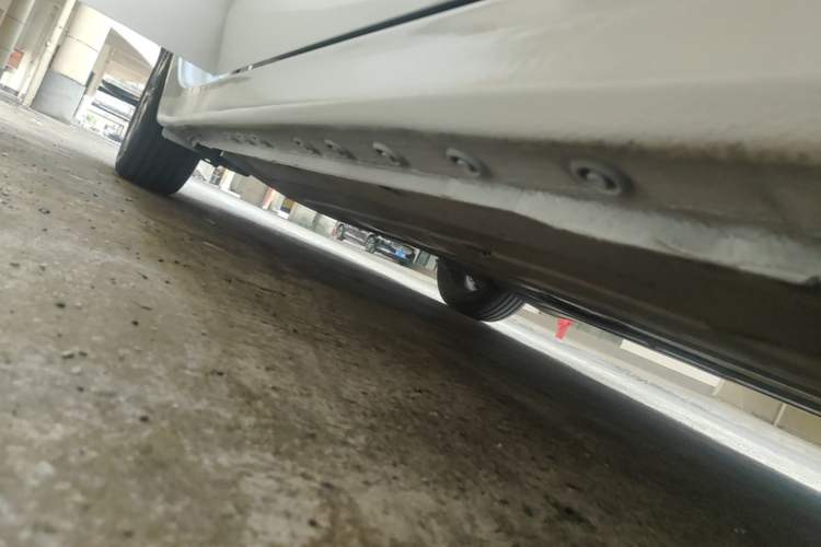 Used Kia K3 2019 1.5L CVT Smart Connectivity Version Right Side Sill