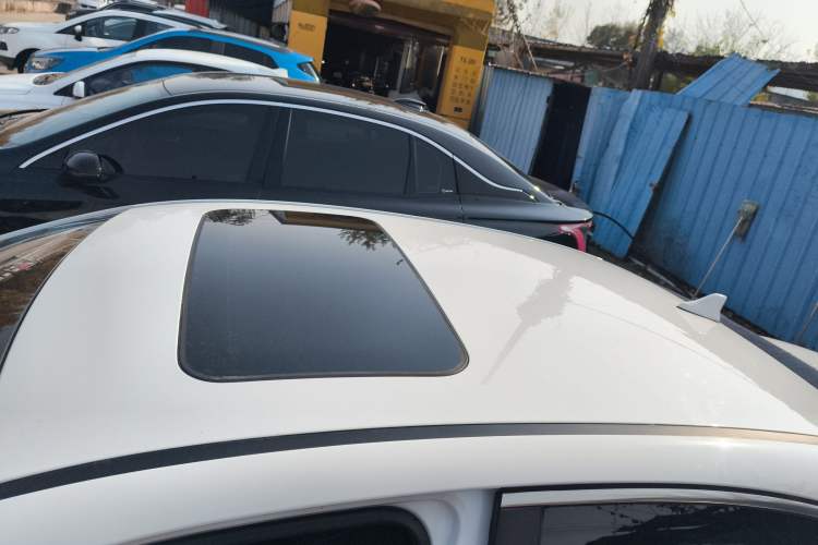 Used Kia K3 2019 1.5L CVT Smart Connectivity Version Roof