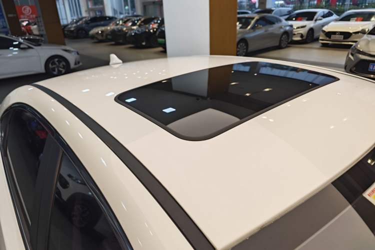 Used Kia K3 2019 1.5L CVT Smart Connectivity Version Roof