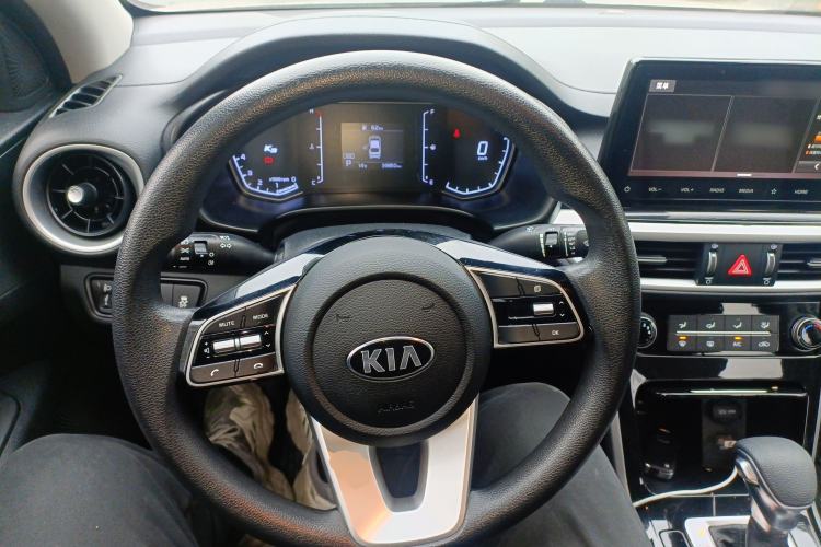 Used Kia K3 2019 1.5L CVT Smart Drive Edition Steering Wheel