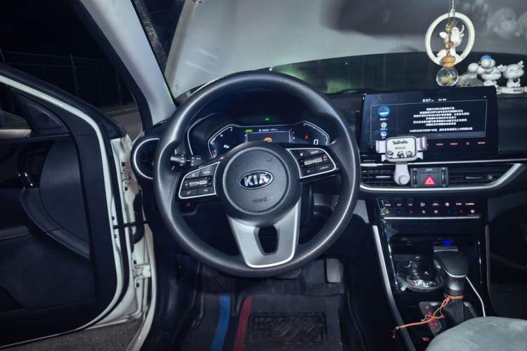 Used Kia K3 2019 1.5L CVT Smart Connectivity Version Steering Wheel