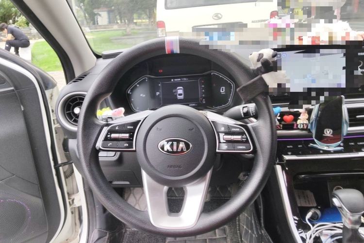 Used Kia K3 2019 1.5L CVT Smart Connectivity Version Steering Wheel