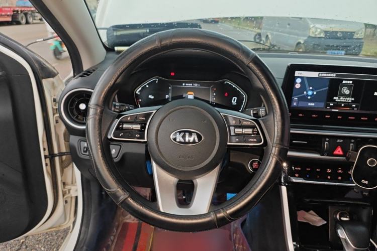 Used Kia K3 2019 1.5L CVT Smart Connectivity Version Steering Wheel