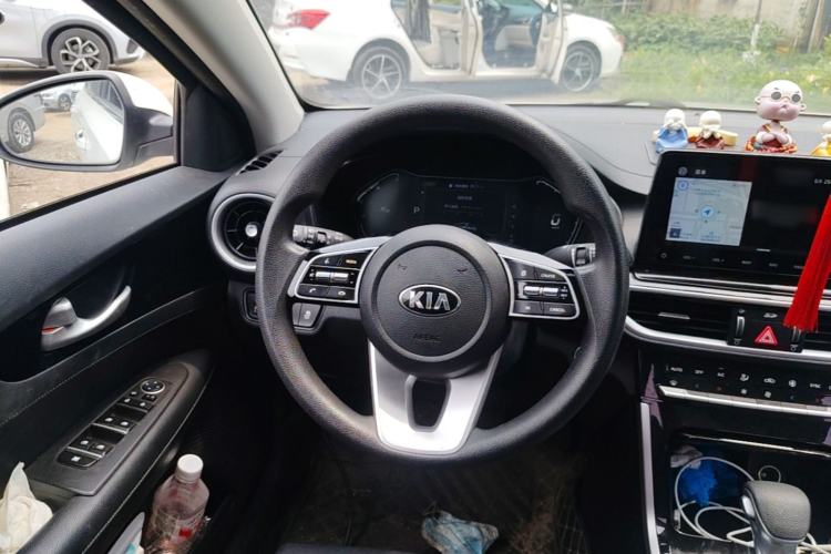 Used Kia K3 2019 1.5L CVT Smart Connectivity Version Steering Wheel