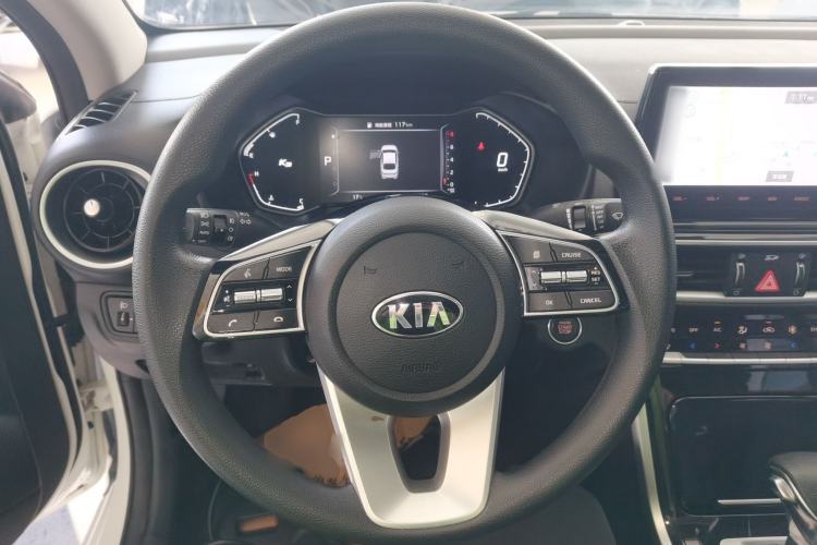 Used Kia K3 2019 1.5L CVT Smart Connectivity Version Steering Wheel