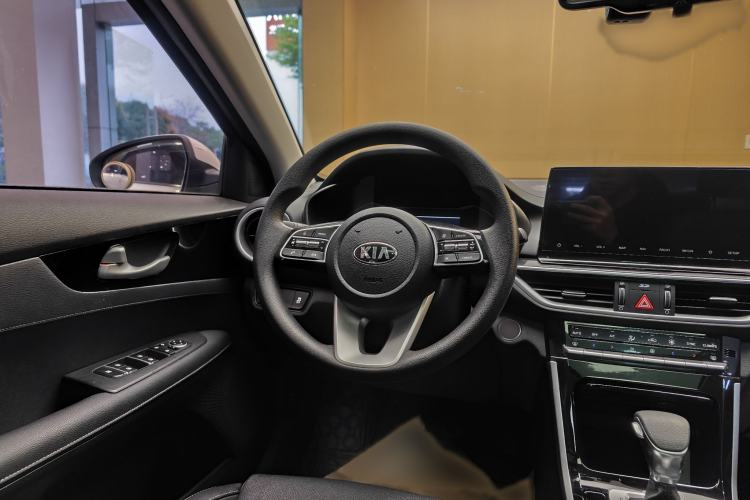 Used Kia K3 2019 1.5L CVT Smart Connectivity Version Steering Wheel