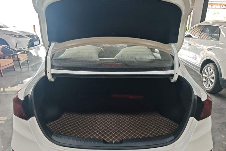 Used Kia K3 2019 1.5L CVT New Sharp Edition Trunk