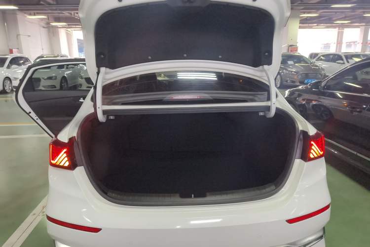 Used Kia K3 2019 1.5L CVT Smart Connectivity Version Trunk