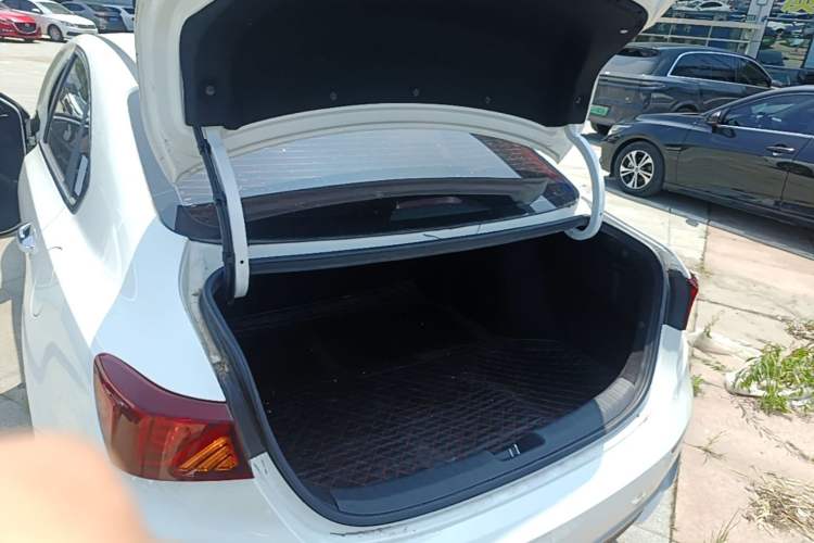 Used Kia K3 2019 1.5L CVT New Sharp Edition Trunk