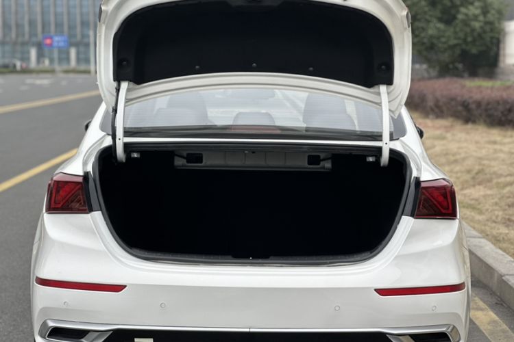 Used Kia K3 2019 1.5L CVT Smart Connectivity Version Trunk