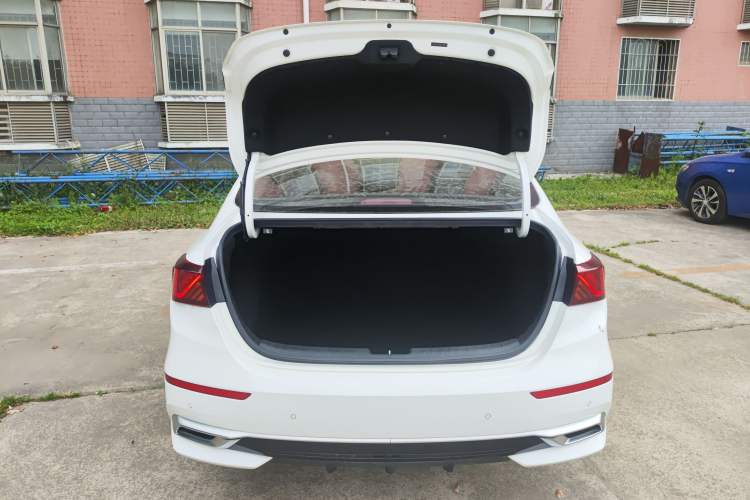 Used Kia K3 2019 1.5L CVT Smart Connectivity Version Trunk