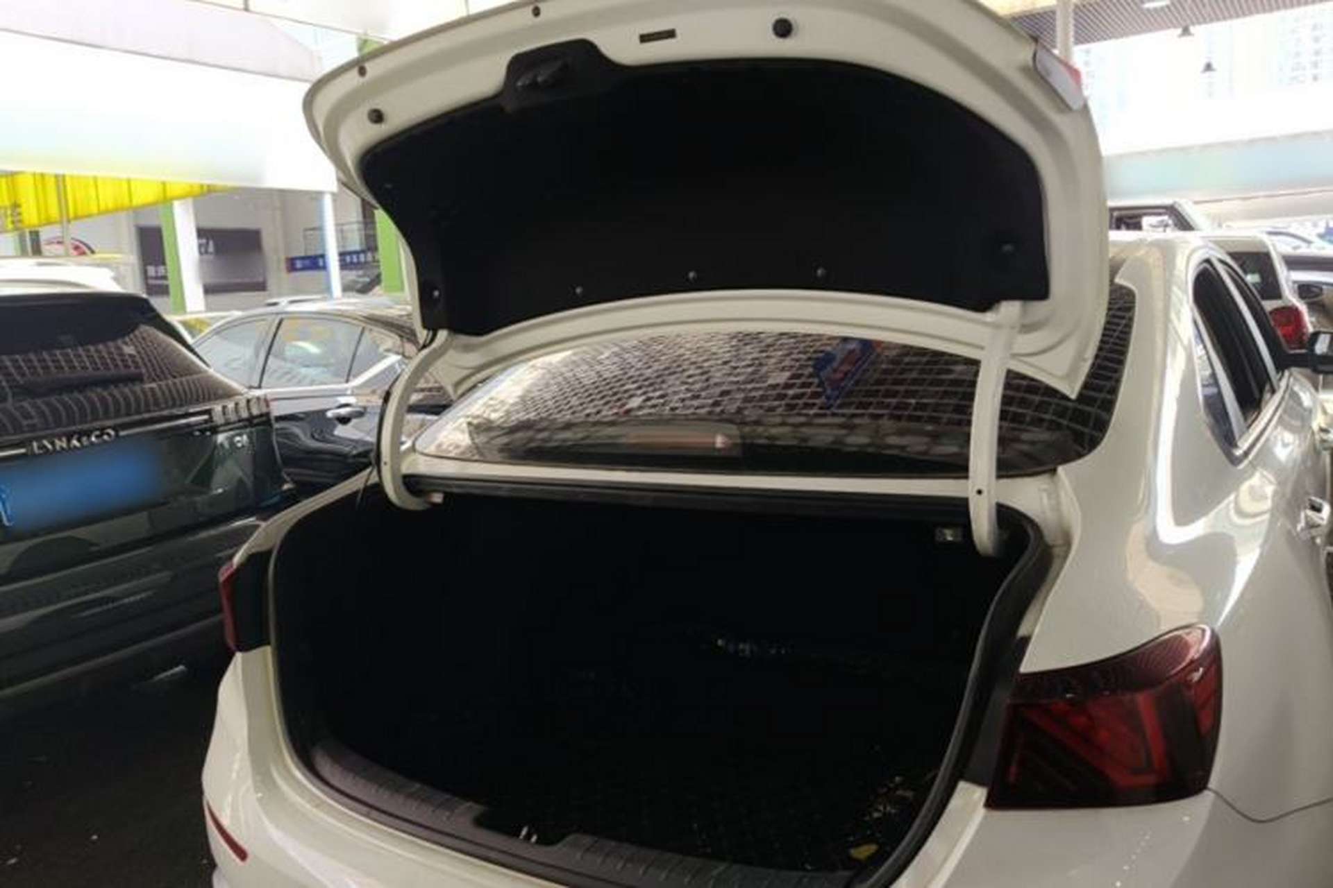 Used Kia K3 2019 1.5L CVT Smart Connectivity Version Trunk