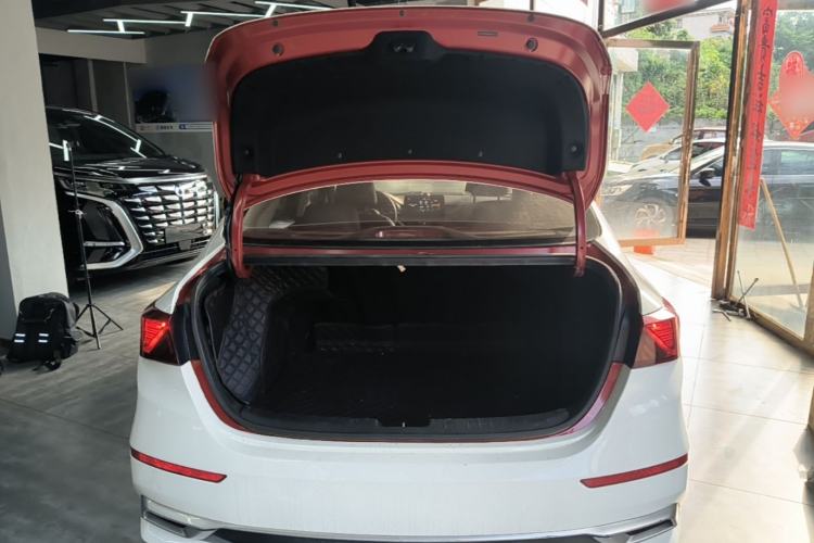 Used Kia K3 2019 1.5L CVT New Sharp Edition Trunk