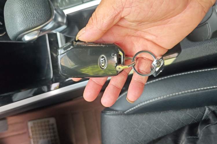 Used Kia K3 2019 1.5L CVT Smart Connectivity Version Vehicle Key