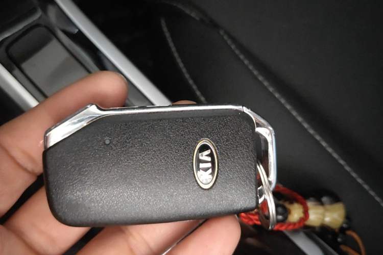 Used Kia K3 2019 1.5L CVT Smart Connectivity Version Vehicle Key