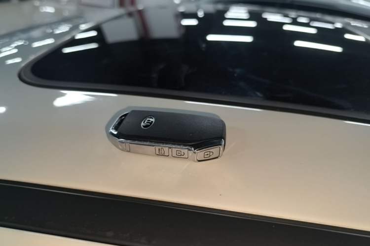 Used Kia K3 2019 1.5L CVT Smart Connectivity Version Vehicle Key