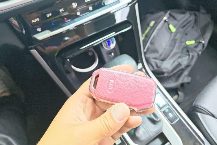 Used Kia K3 2019 1.5L CVT Smart Connectivity Version Vehicle Key