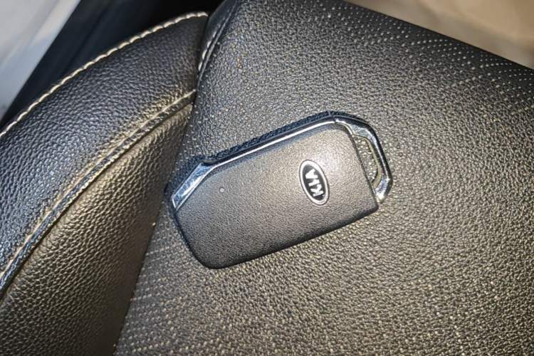 Used Kia K3 2019 1.5L CVT Smart Connectivity Version Vehicle Key
